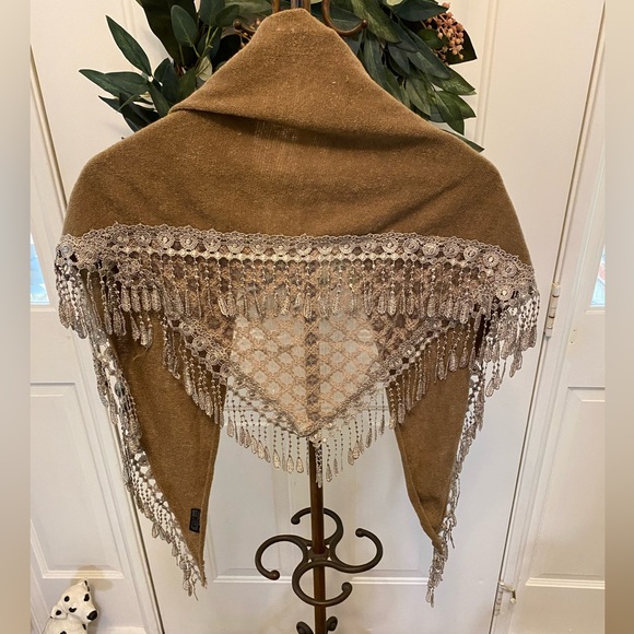 D&B Scarf with Lace Trim and Fringe - Picture 2 of 10